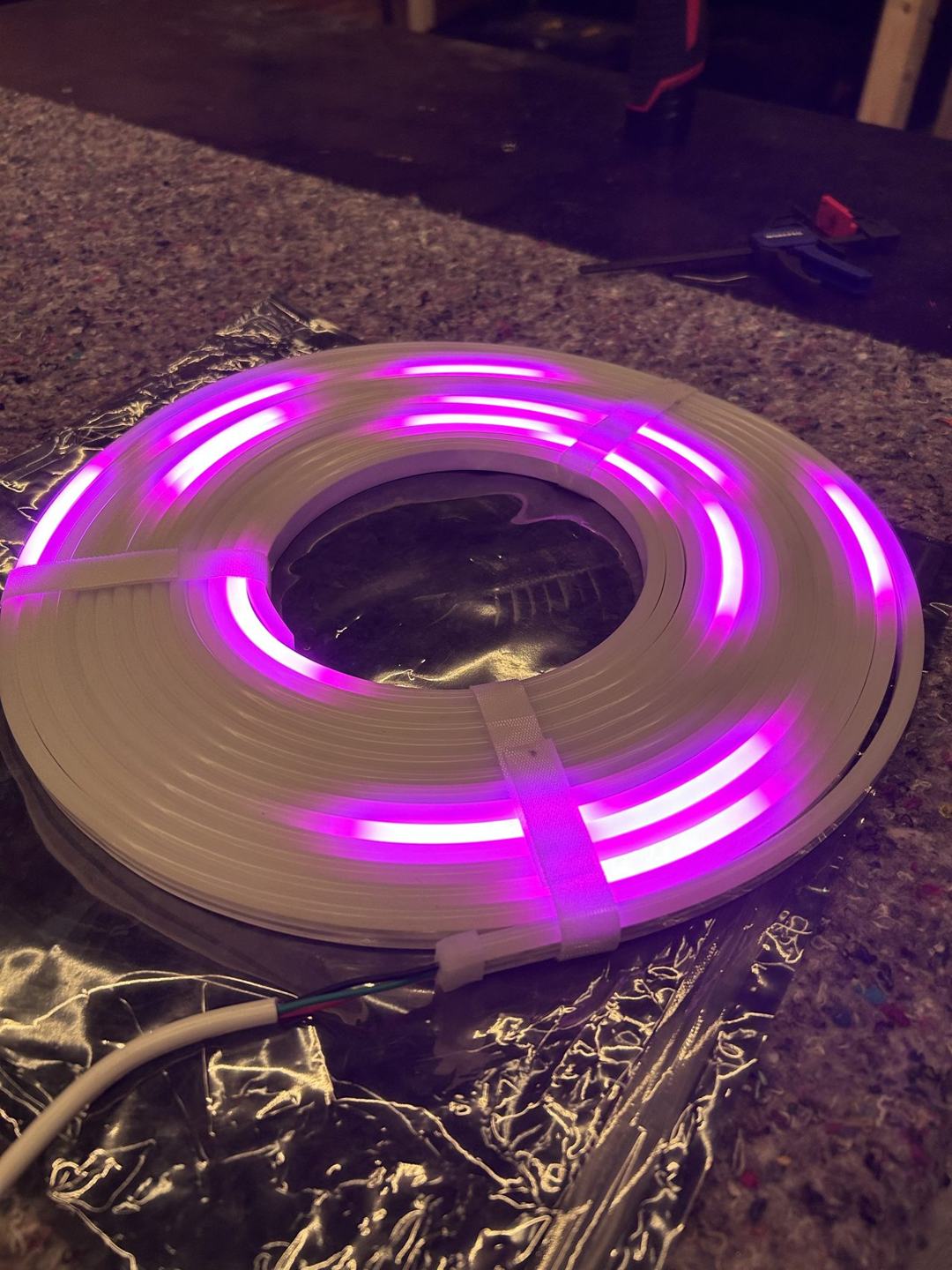 Rouleau de ruban LED néon, matériel d'éclairage fourni par Alpine Lighting